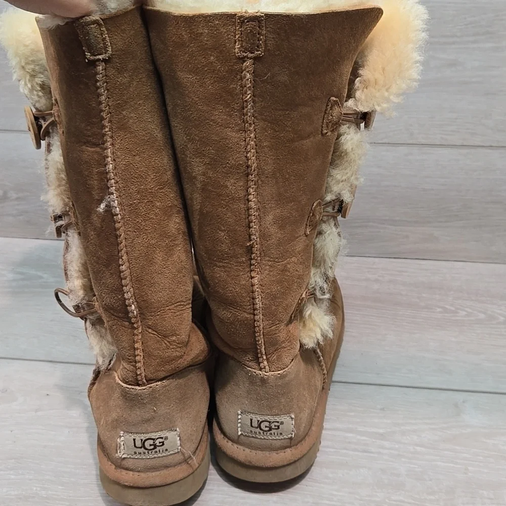 Ugg Australia Women's 1873 Bailey ButtonShearling Button Boot Leather Shoes Sz 7